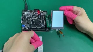 पोलसीडी 2.8 इंच टच स्क्रीन एलसीडी